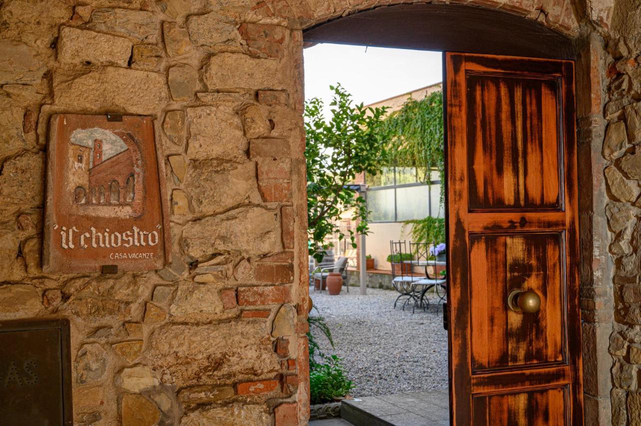 Il Chiostro Appartamenti & Suites スヴェレート エクステリア 写真